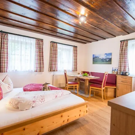 Biohof Maurachgut Farm stay Bad Hofgastein