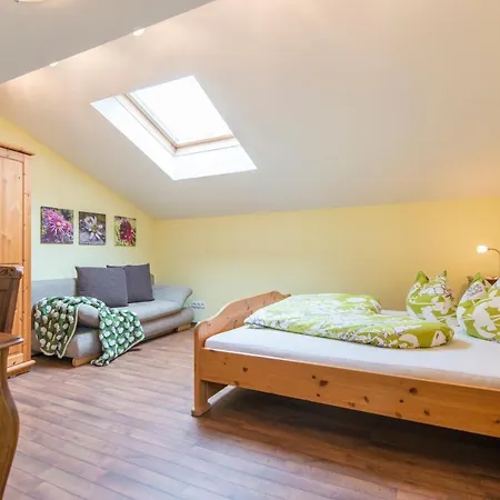 Farm stay Biohof Maurachgut *